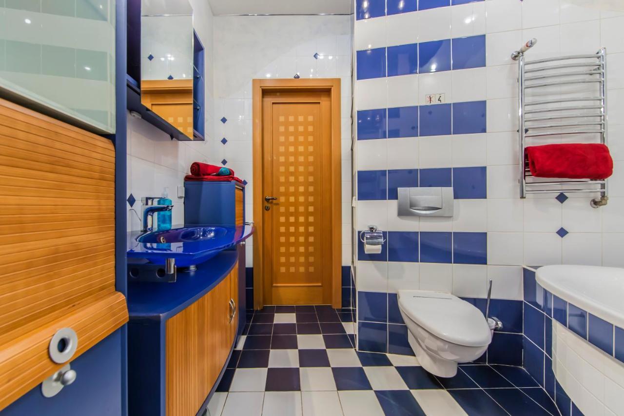 3-Room Apartments On Khreshchatyk. Building With Star Киев Экстерьер фото
